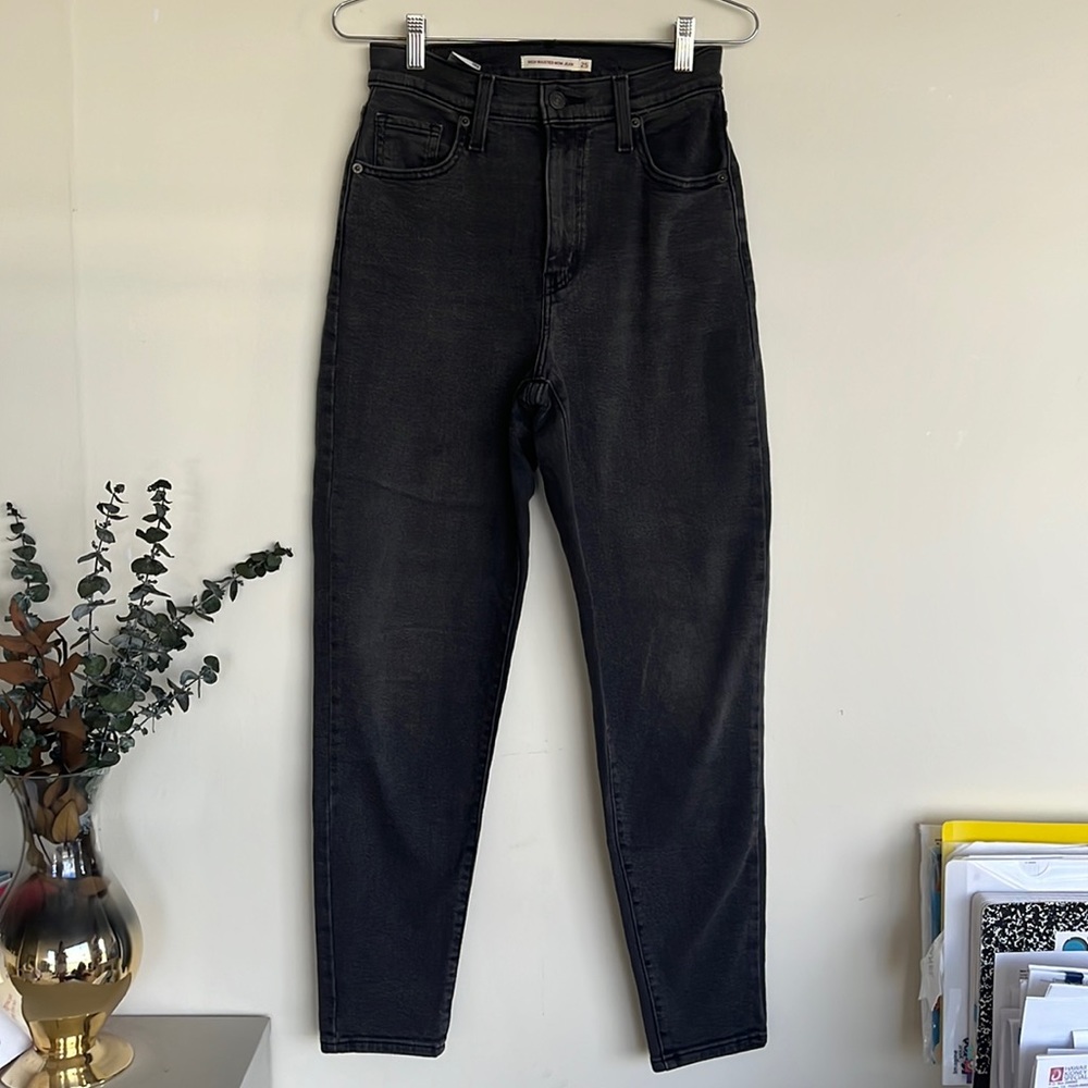 Levi’s High Waisted Mom Jeans